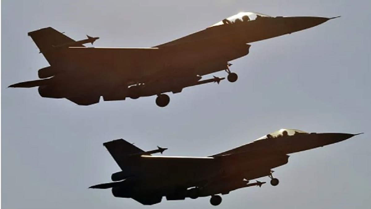 এবার যুদ্ধবিমানে নজর ইউক্রেনের