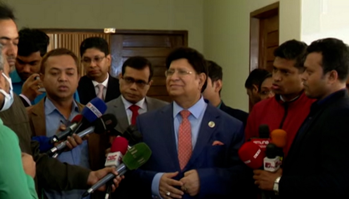 ‘যুক্তরাষ্ট্র ও চীনের সঙ্গে একইসাথে সুসম্পর্ক রাখার চ্যালেঞ্জে বাংলাদেশ ভালো করছে’