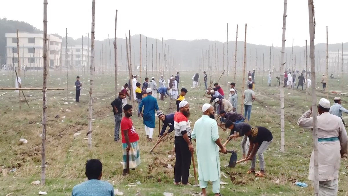 চলছে বিশ্ব ইজতেমার মাঠ প্রস্তুতের কাজ