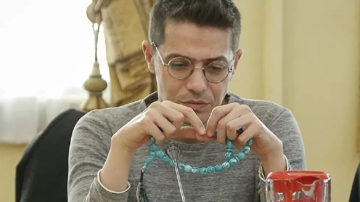 ইরানে হিজাব ইস্যুতে সাংবাদিক গ্রেফতার