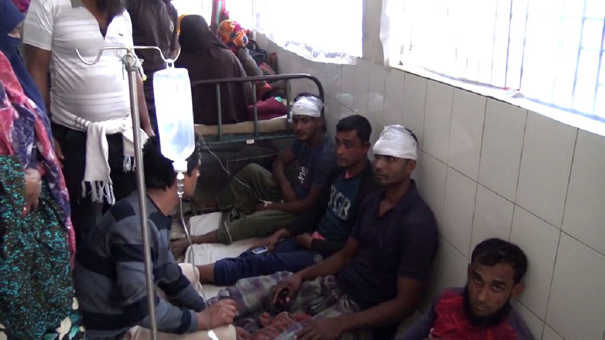 ক্ষেতে সেচ দেয়া নিয়ে দুই গ্রামবাসীর সংঘর্ষ, আহত ২০