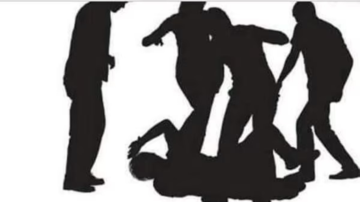 মেয়ের শ্লীলতাহানি, কলকাতায় প্রতিবাদী বাবাকে পিটিয়ে হত্যা