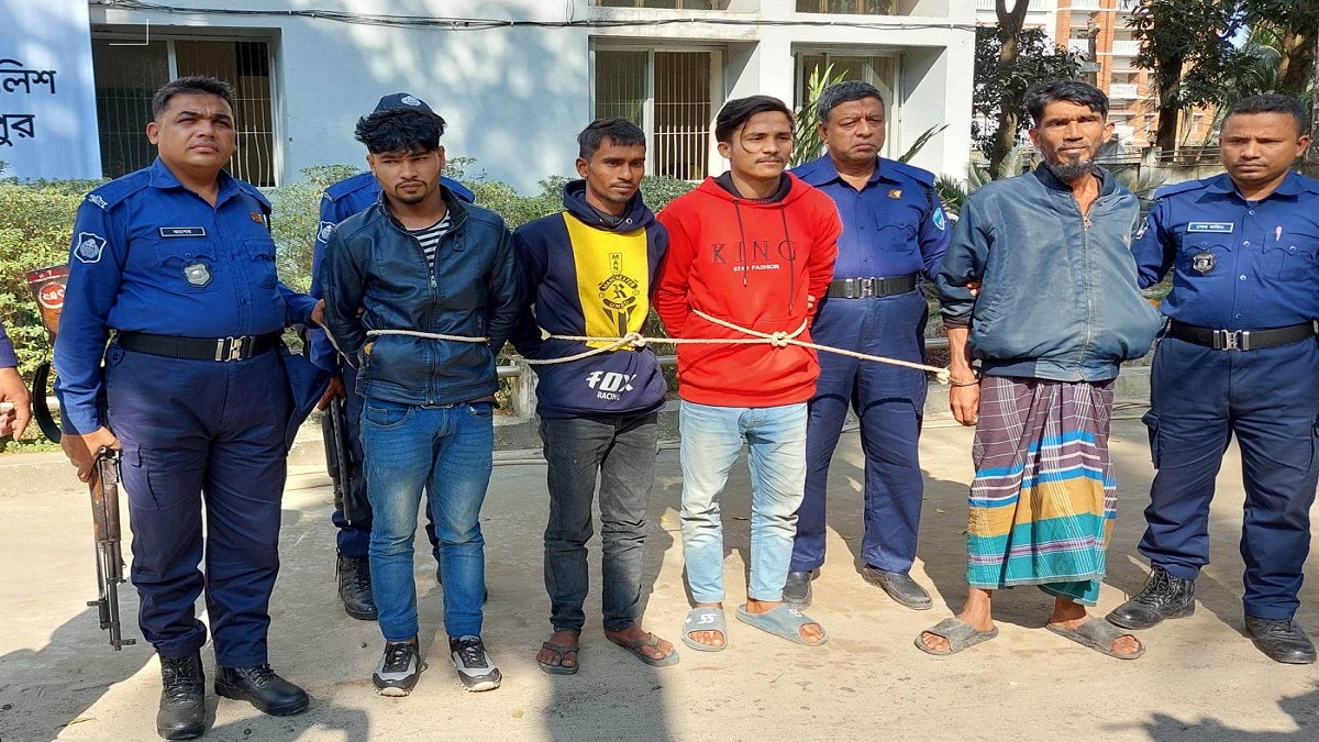 লক্ষ্মীপুরে স্বামী-স্ত্রীর জোড়া খুনের রহস্য উম্মোচন, গ্রেফতার ৬