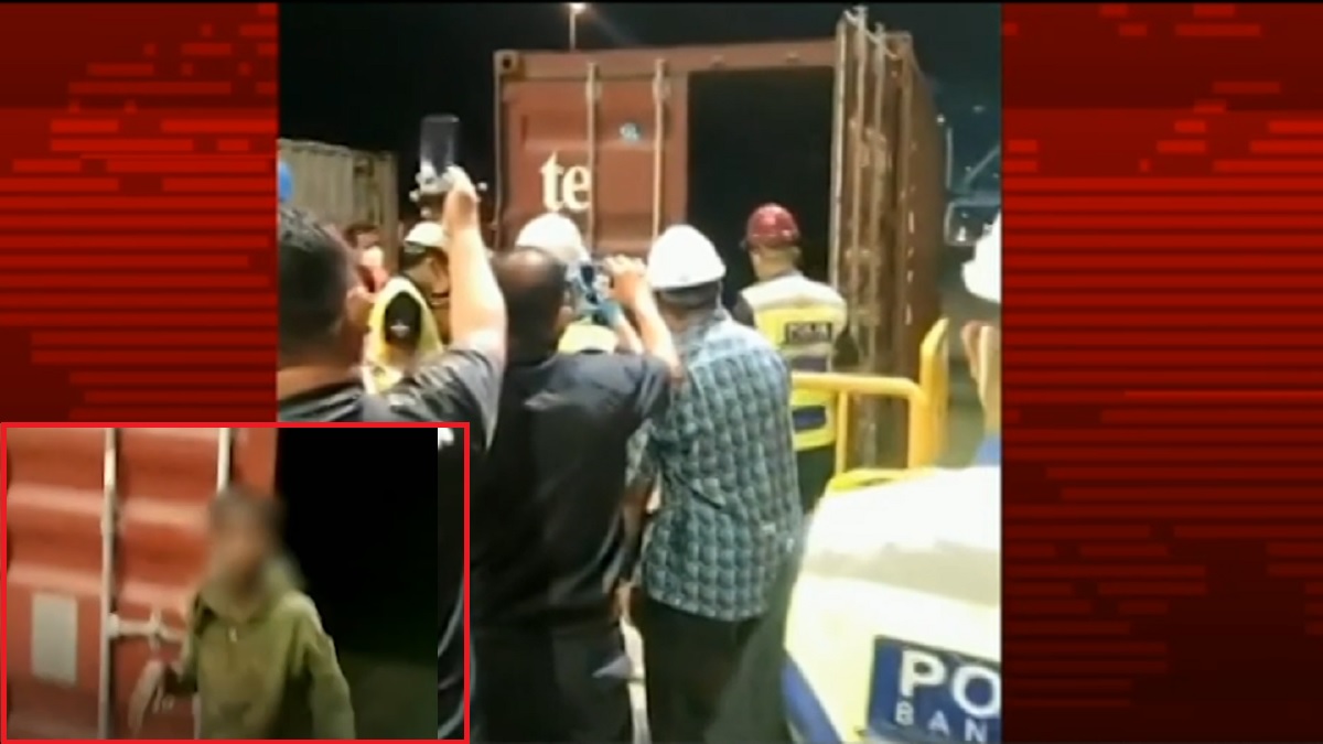 মালয়েশিয়ার জাহাজে খালি কন্টেইনার থেকে ভেসে এলো চিৎকার, উদ্ধার বাংলাদেশি কিশোর