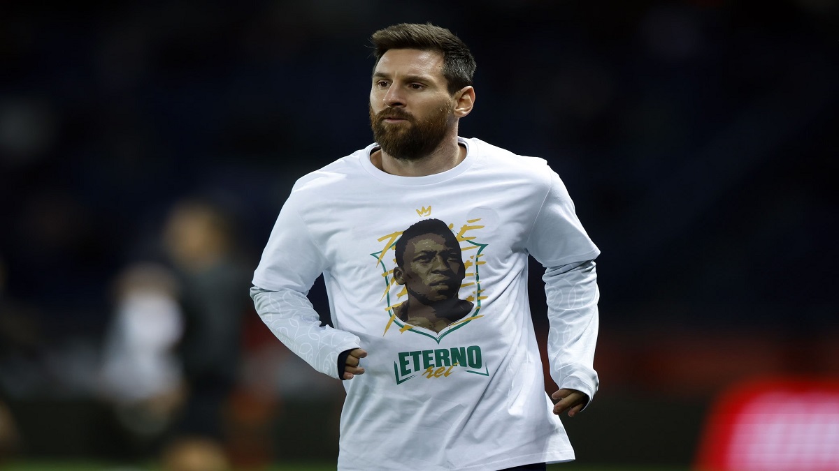 ‘অমর পেলে’কে স্মরণ করলেন মেসি