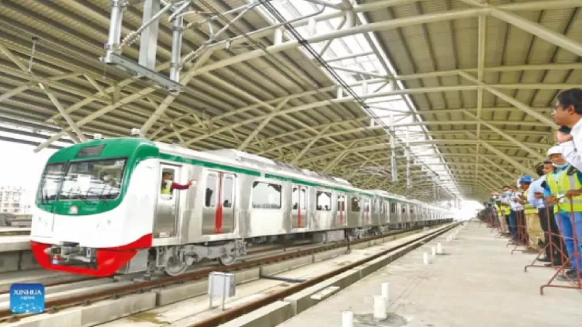 খুলে গেলো মেট্রোর সব দ্বার