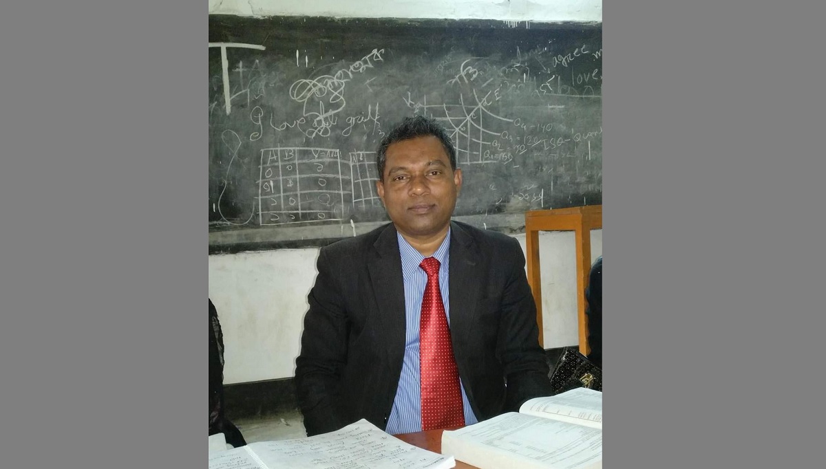 ঢাকা-মাওয়া এক্সপ্রেসওয়েতে ডাম্প ট্রাকের ধাক্কায় প্রাণ গেল কলেজ শিক্ষকের