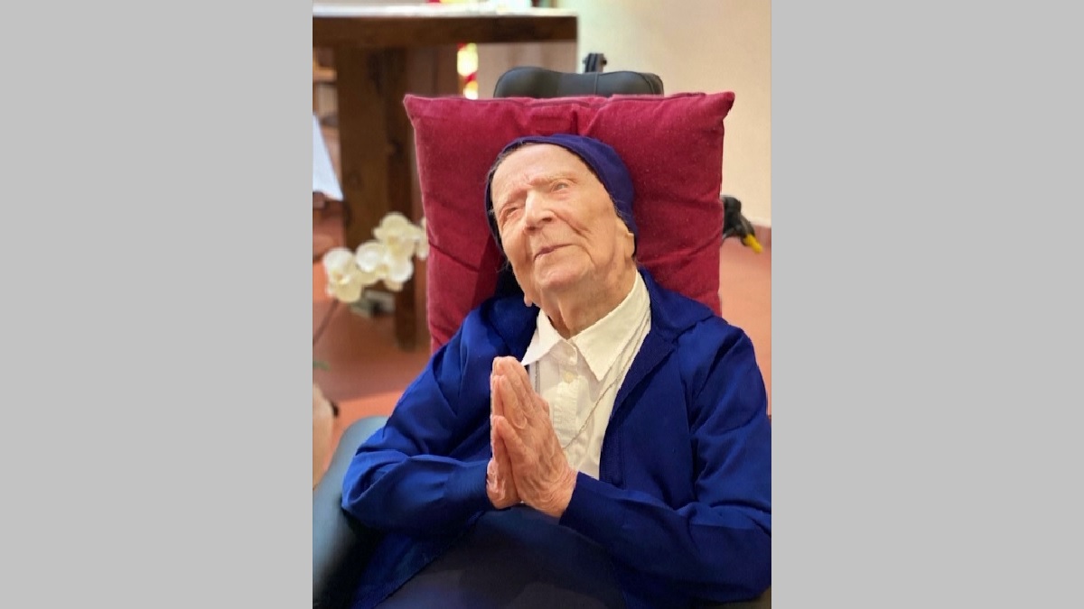 মারা গেলেন বিশ্বের সবচেয়ে প্রবীণ ব্যক্তি