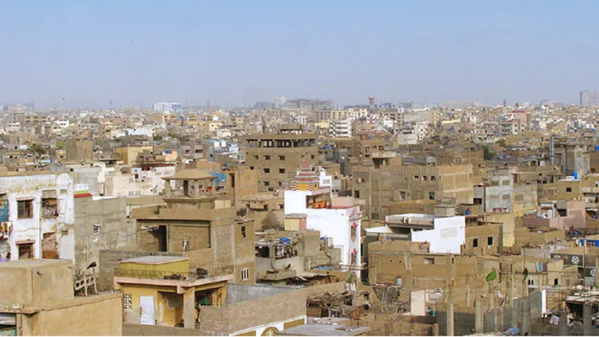 করাচিতে রহস্যজনকভাবে ১৪ শিশুসহ ১৮ জনের মৃত্যু