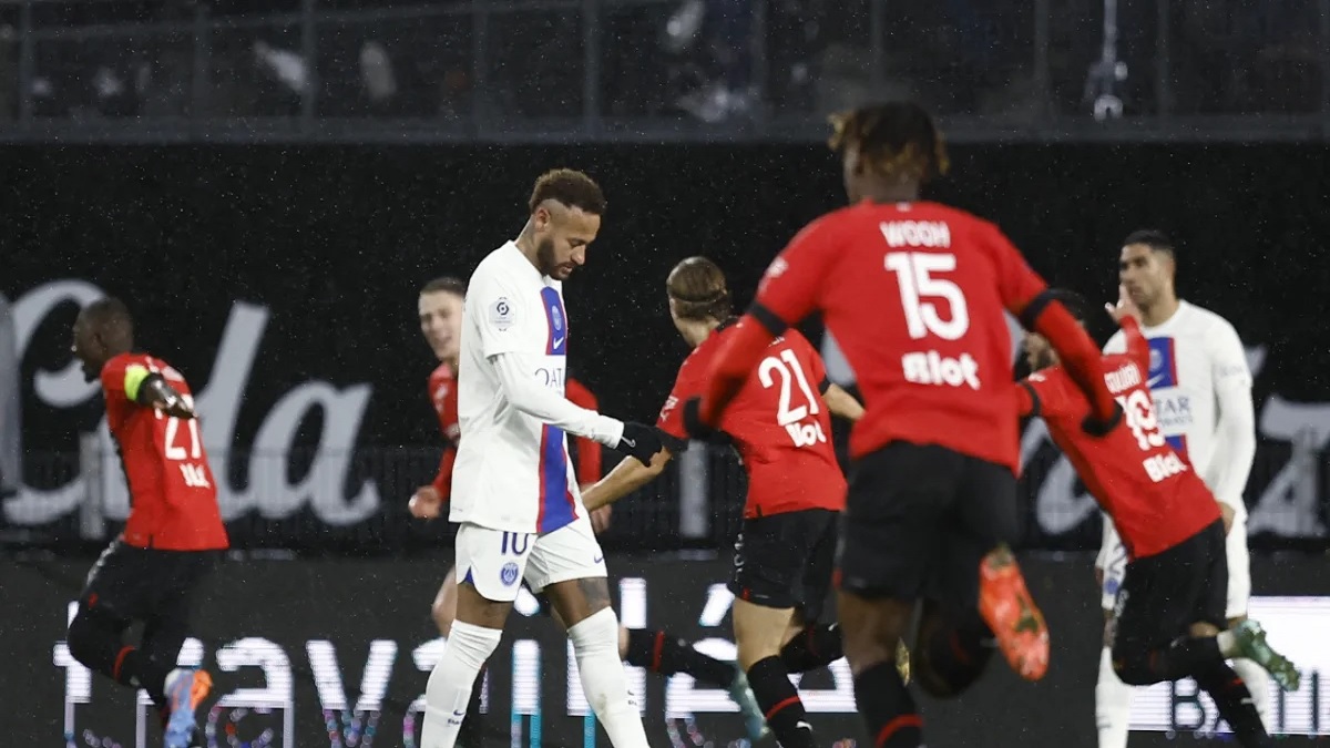 এমবাপ্পের মামুলি মিসে রেনের কাছে হারলো পিএসজি