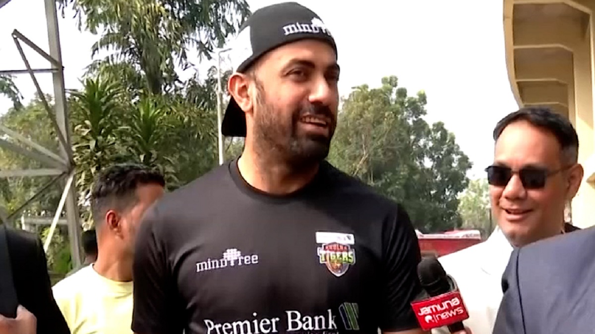 বিপিএলের মাঝে মন্ত্রী হয়ে গেলেন ওয়াহাব রিয়াজ