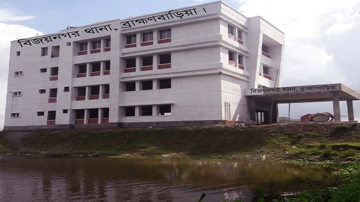 বিজয়নগরে মাদক ব্যবসা নিয়ে বিরোধের জেরে চাচাতো ভাইকে হত্যা