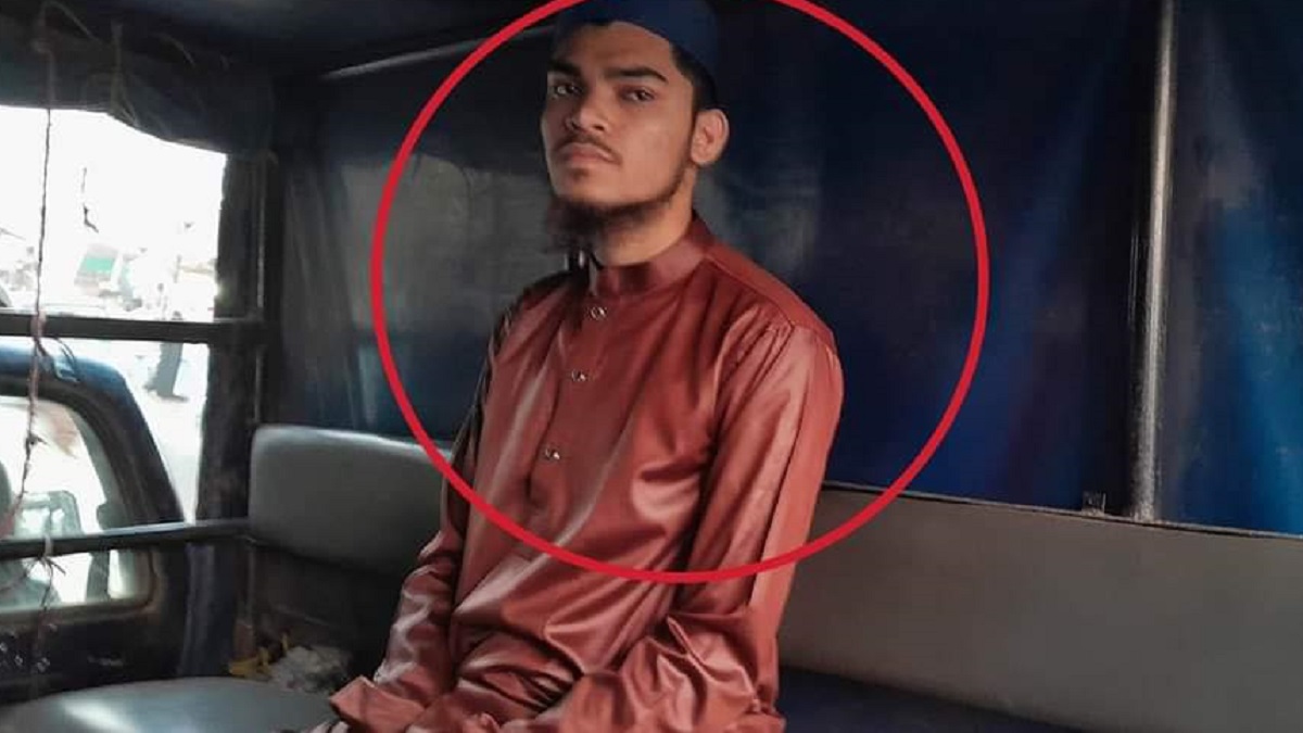 ব্লেড দিয়ে কেটে শরীরে মরিচ লাগিয়ে মাদরাসা শিক্ষার্থীকে নির্যাতনের অভিযোগ