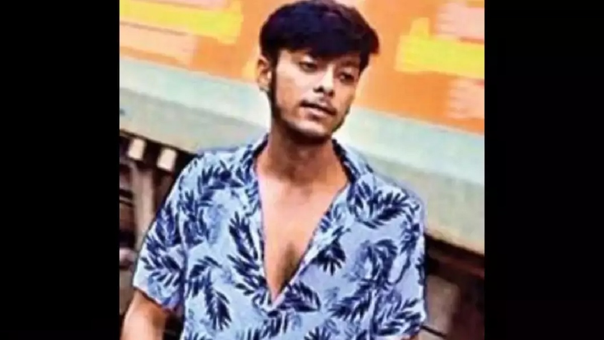 রেললাইনে ভিডিও করার সময় ট্রেনে কাটা পড়ে ২ বন্ধুর মৃত্যু