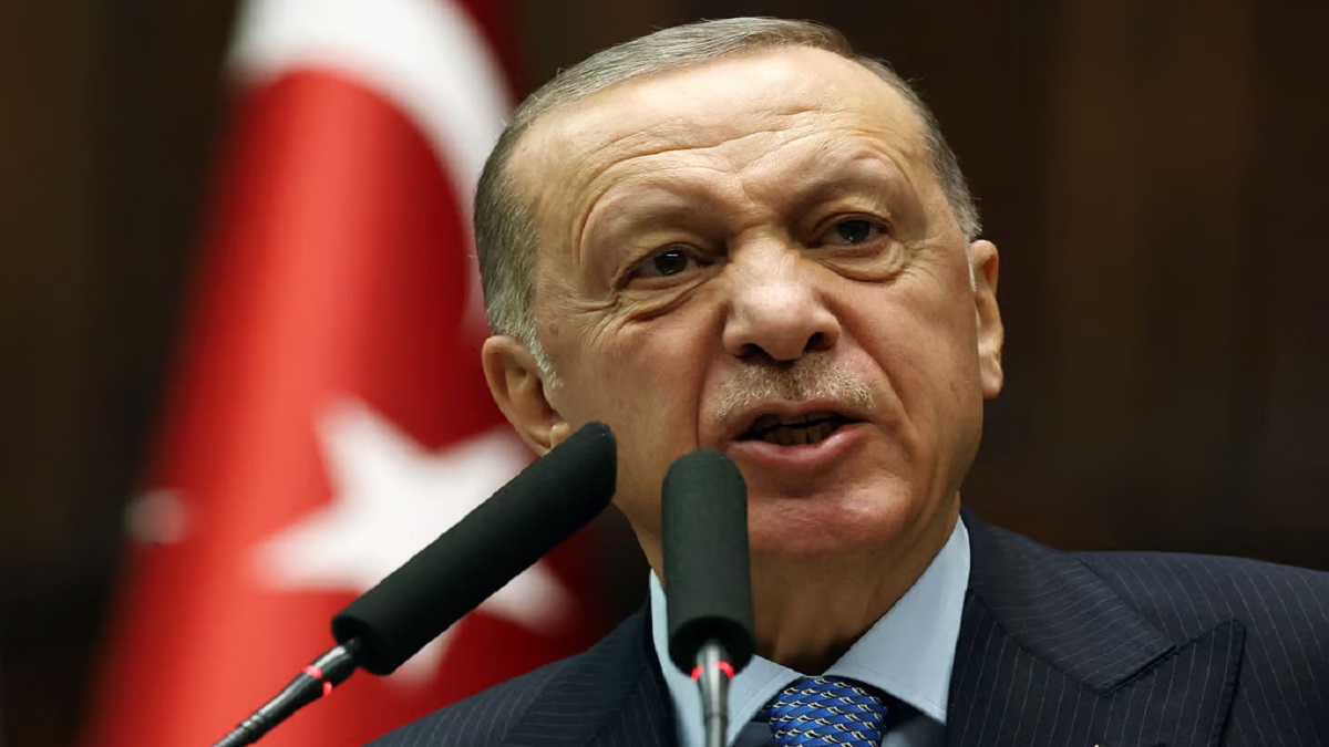 নির্বাচনের সিদ্ধান্তে অনড় এরদোগান