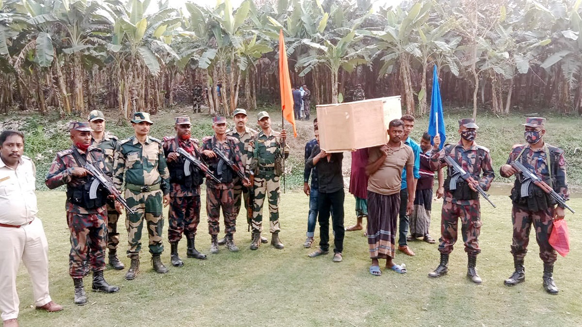 ১৭ দিন পর বাংলাদেশির লাশ ফেরত দিলো বিএসএফ