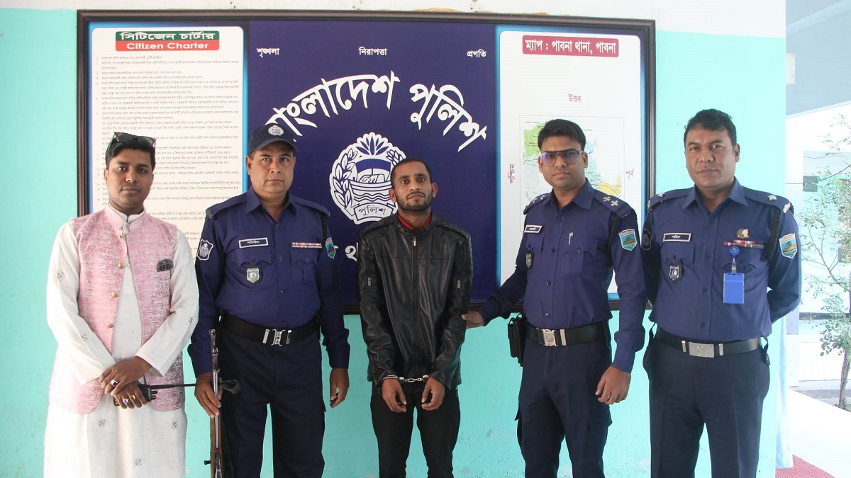 পাবনায় কর্মরত নার্সকে মারপিট, গ্রেফতার ১