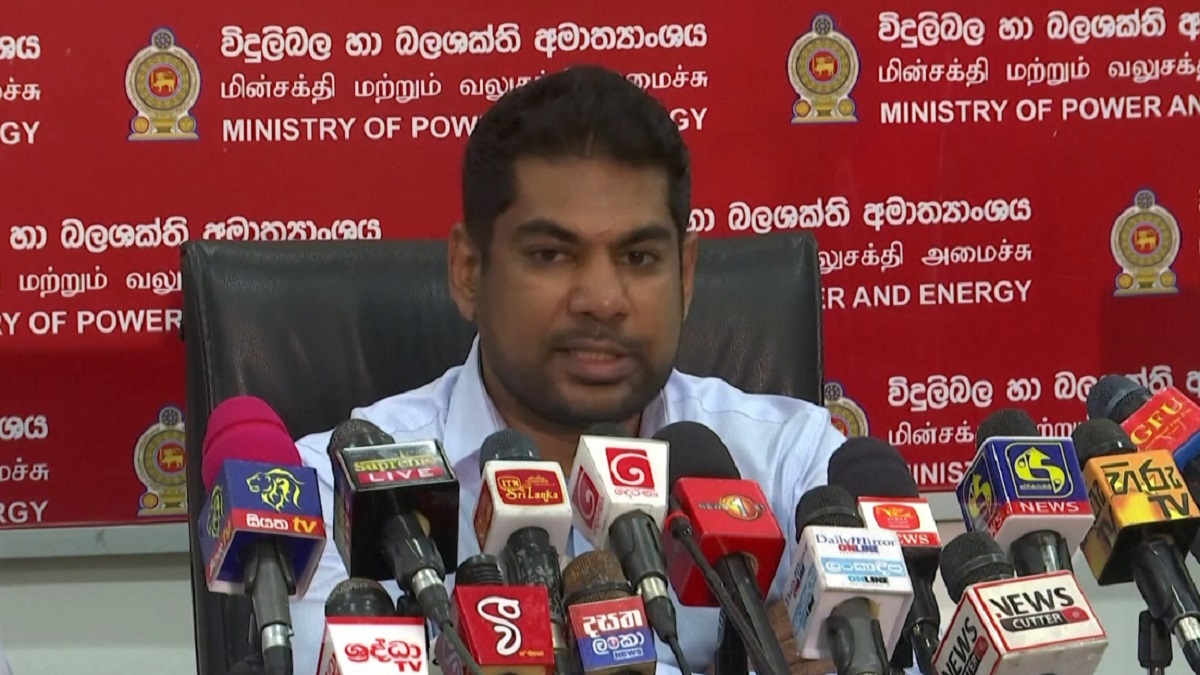আইএমএফ’র ঋণ পেতে বিদ্যুতের দাম ৬৬ শতাংশ বাড়ালো শ্রীলঙ্কা