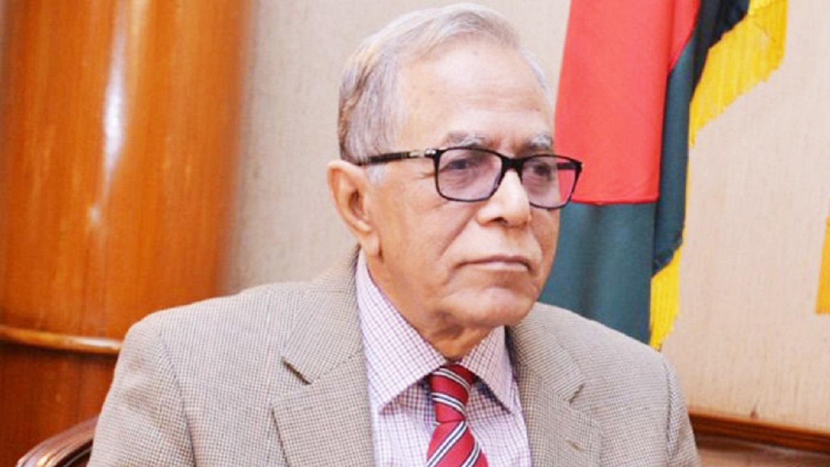 দেশ ছাড়লেন সাবেক রাষ্ট্রপতি আবদুল হামিদ