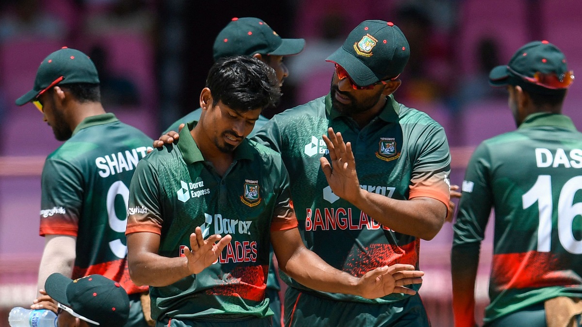 ইংল্যান্ডের বিপক্ষে ১৪ সদসের দল ঘোষণা করলো বাংলাদেশ