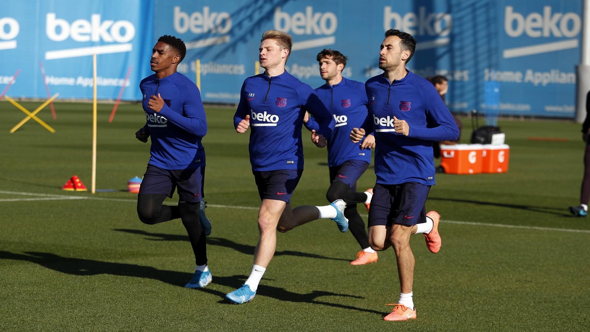 রিয়ালের সঙ্গে পয়েন্ট ব্যবধান বাড়াতে কাদিজের বিপক্ষে মাঠে নামবে বার্সা