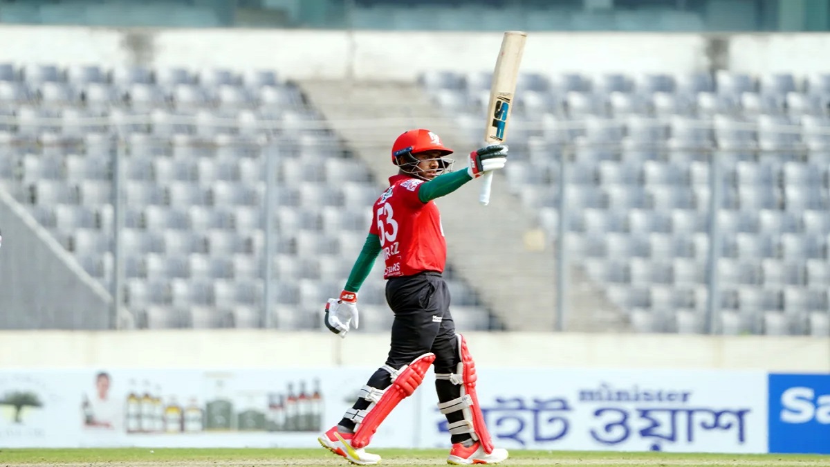মিরাজের ফিফটিতে বরিশালের ১৭০ রানের লড়াকু সংগ্রহ
