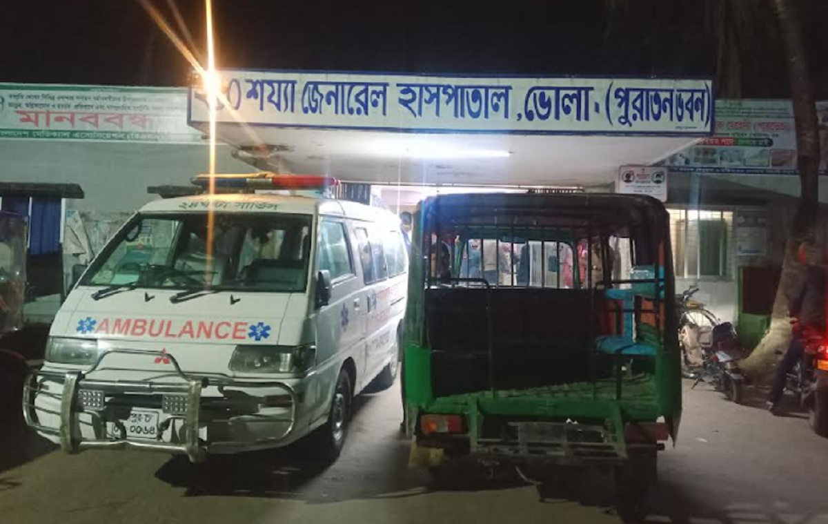 ভোলায় মোটরসাইকেল চাপায় নারীর মৃত্যু