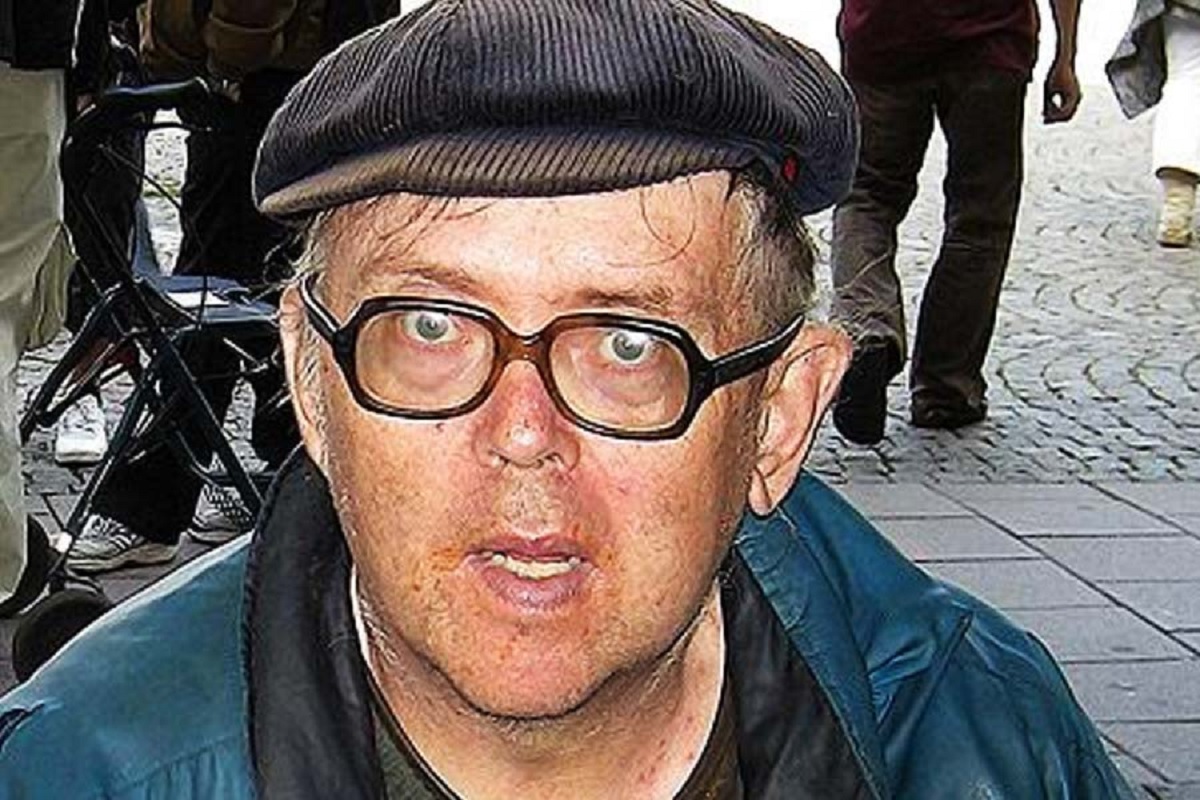 খেতেন ফেলে দেয়া খাবার, মৃত্যুর পর সেই ‘ভবঘুরের’ অ্যাকাউন্টে মেলে ১১ কোটি টাকা!