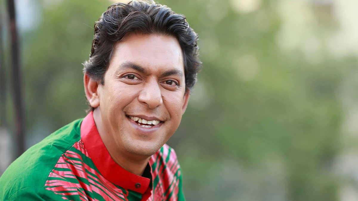 ‘আমার ছেলের বাংলাটা ঠিক আসে না’, শুনলে হাসি পায়: চঞ্চল চৌধুরী