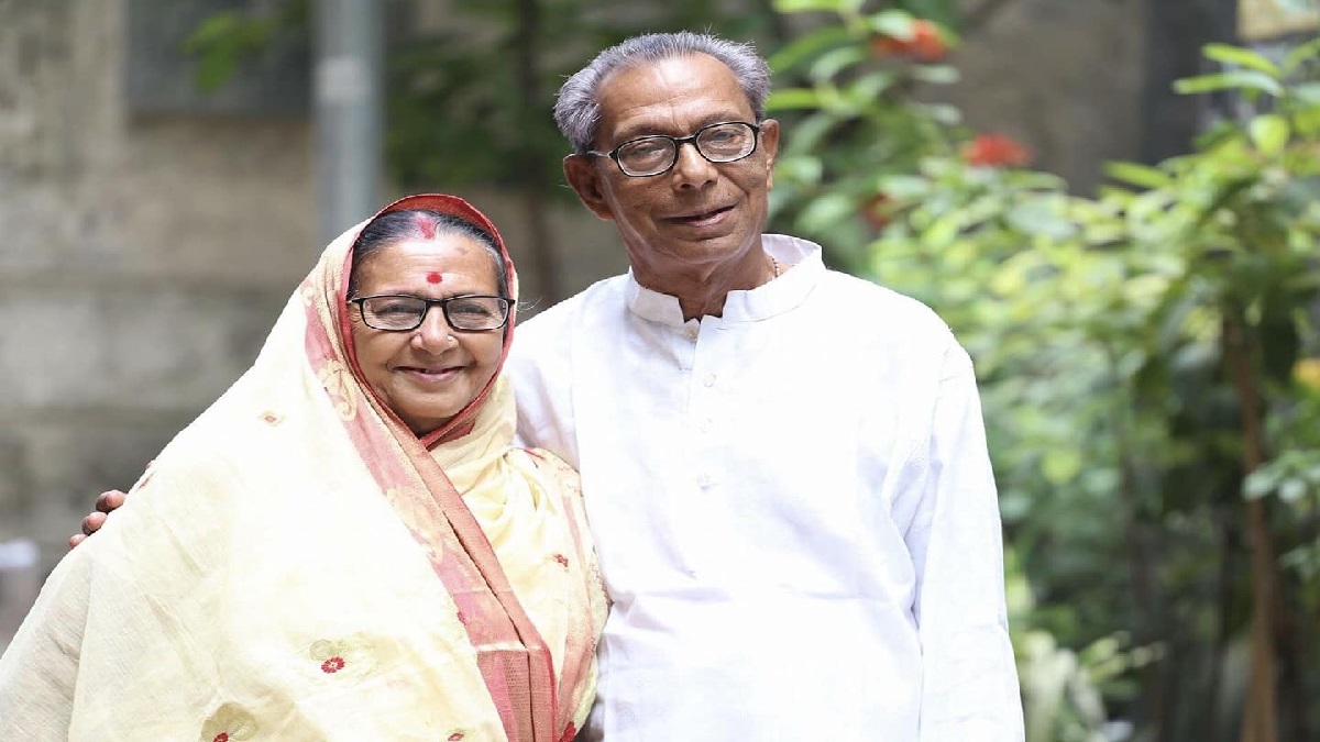 ‘ভালোবাসার বসন্তে সকল বাবা মা ভালো থাকুন’