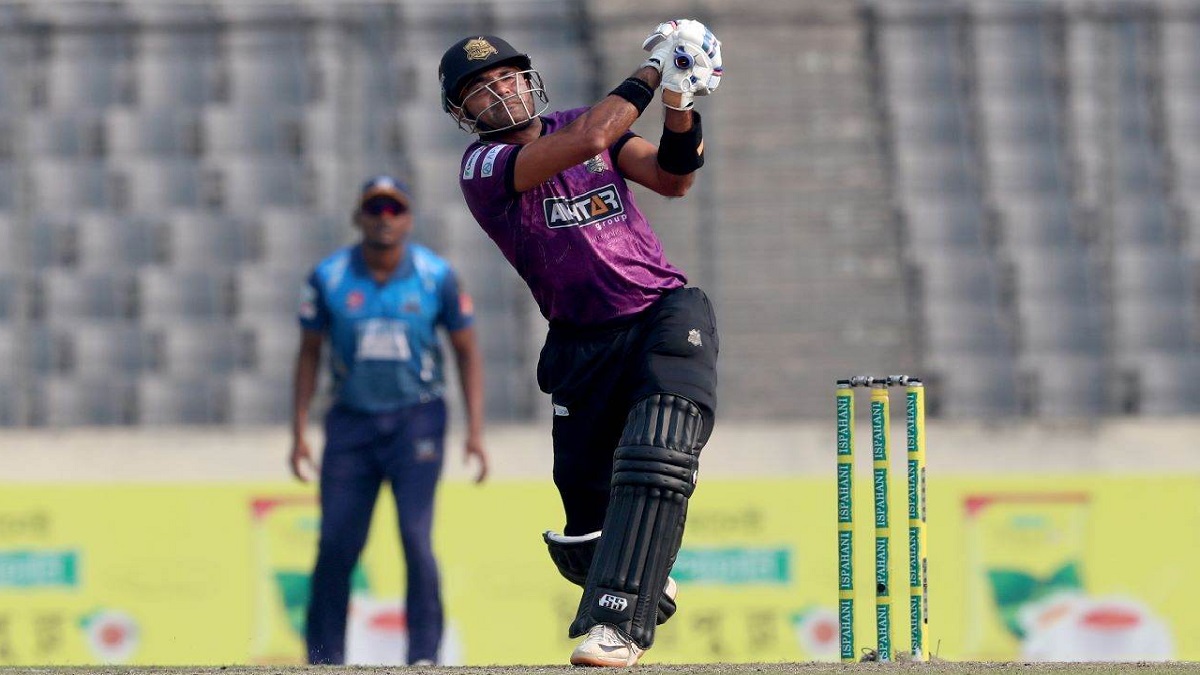 জিয়ার অলরাউন্ডার নৈপুণ্যে ঢাকাকে ১৫ রানে হারালো চট্টগ্রাম