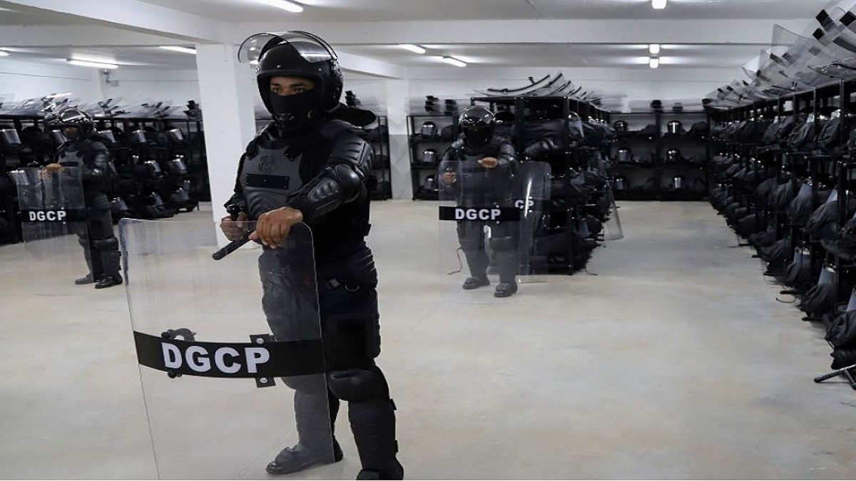 ‘মেগা কারাগার’ তৈরি করল এল সালভাদর