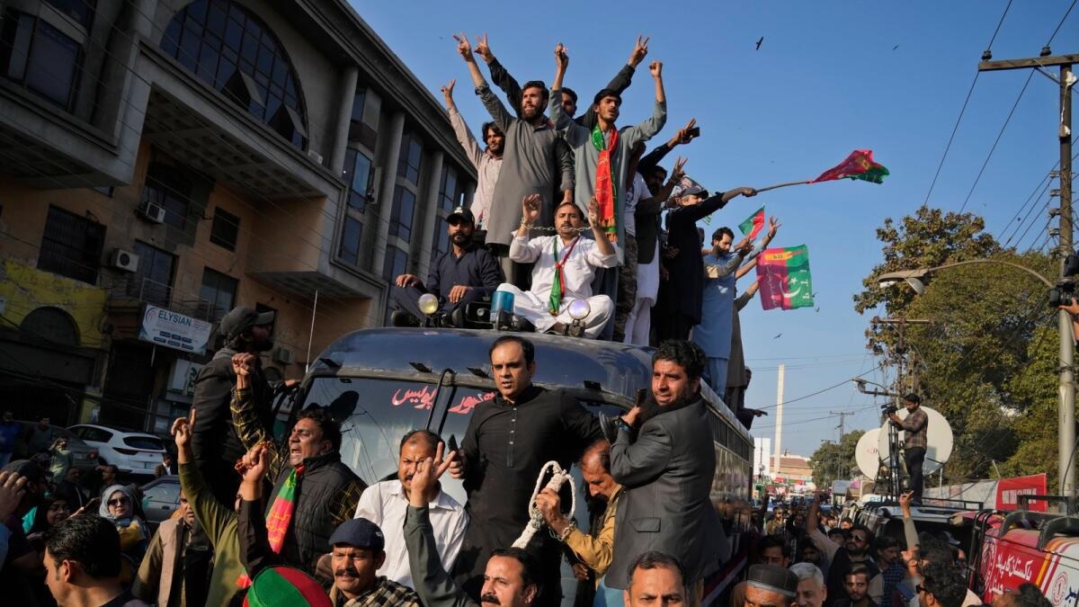 ‘ফিল দ্য জেল সেল’ আন্দোলনে কাঁপছে লাহোরের রাজপথ