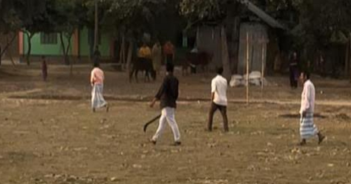 গাজীপুরে দেশীয় অস্ত্র নিয়ে জমি দখলের চেষ্টা, বাধা দেয়ায় বৃদ্ধাসহ আহত ৬