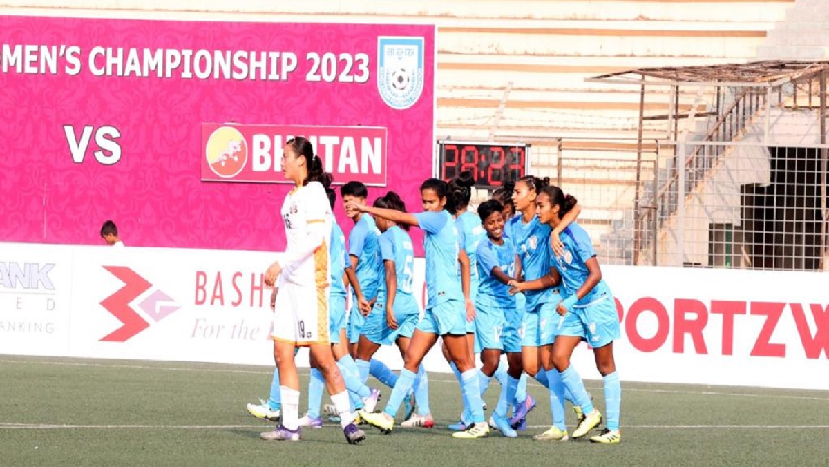 তিন হ্যাটট্রিকে নেপালের জালে ভারতের এক ডজন গোল!