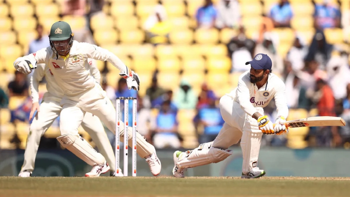 ম্যাচ সেরা হয়েও ডিমেরিট পয়েন্টের সাথে জরিমানা গুনলেন জাদেজা