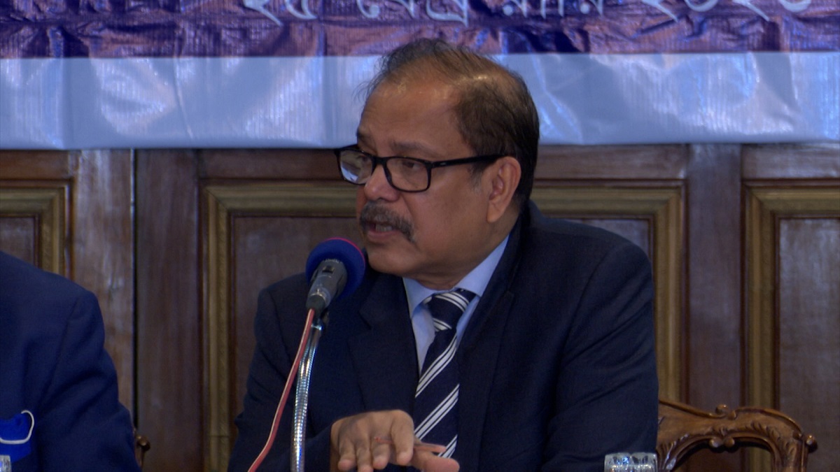 জ্বালানির দাম বৃদ্ধিতে প্রতিযোগিতার সক্ষমতায় পিছিয়ে পড়ছে দেশ: এমসিসিআই সভাপতি