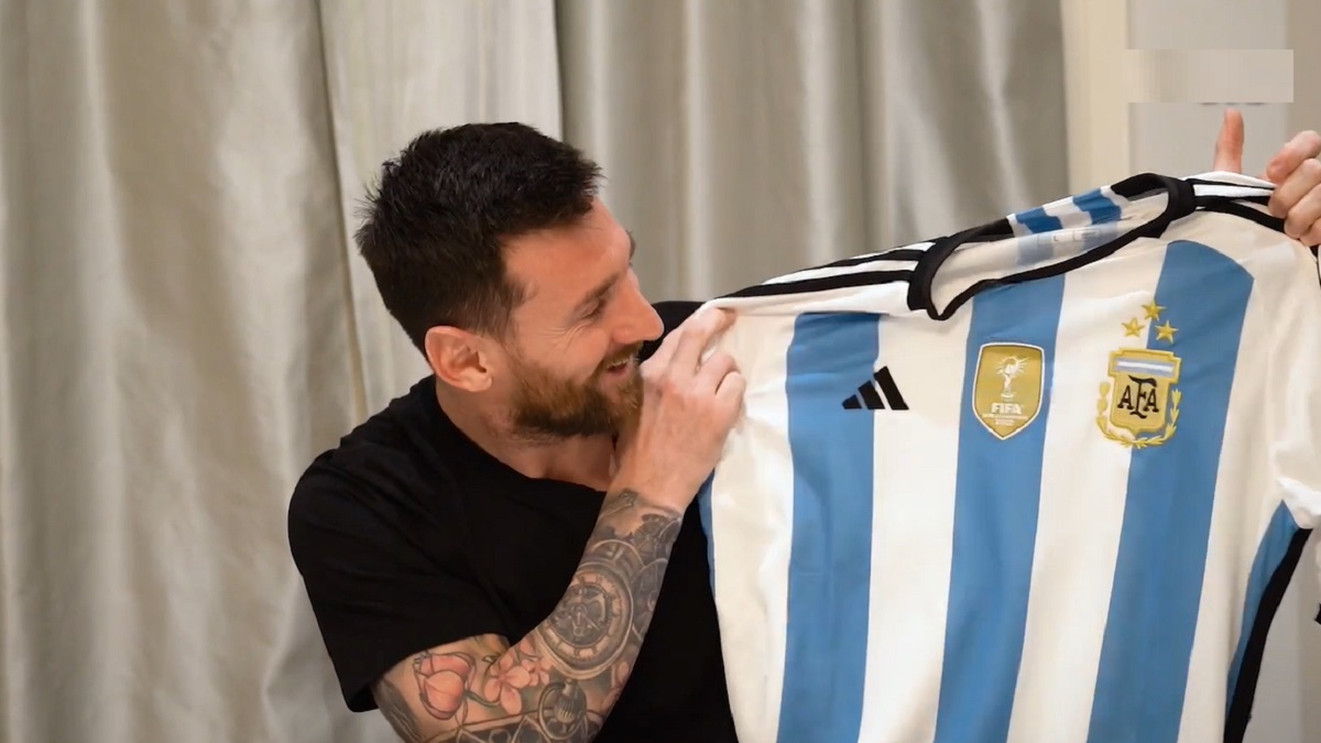 বিশ্বকাপে বাংলাদেশের সমর্থন নজর এড়ায়নি মেসির