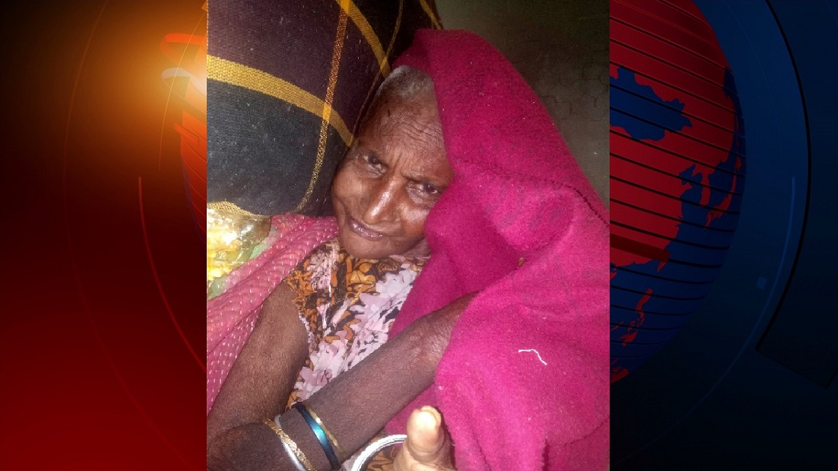 মৃত্যুর আগে শতবর্ষী বৃদ্ধা পেলেন না স্বজনদের খোঁজ