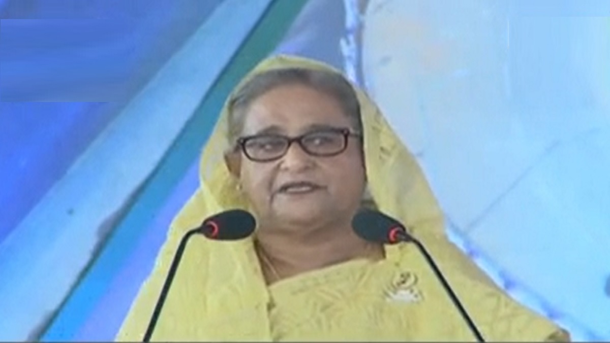 অবৈধ পথে বিদেশে না যেতে প্রধানমন্ত্রীর আহ্বান