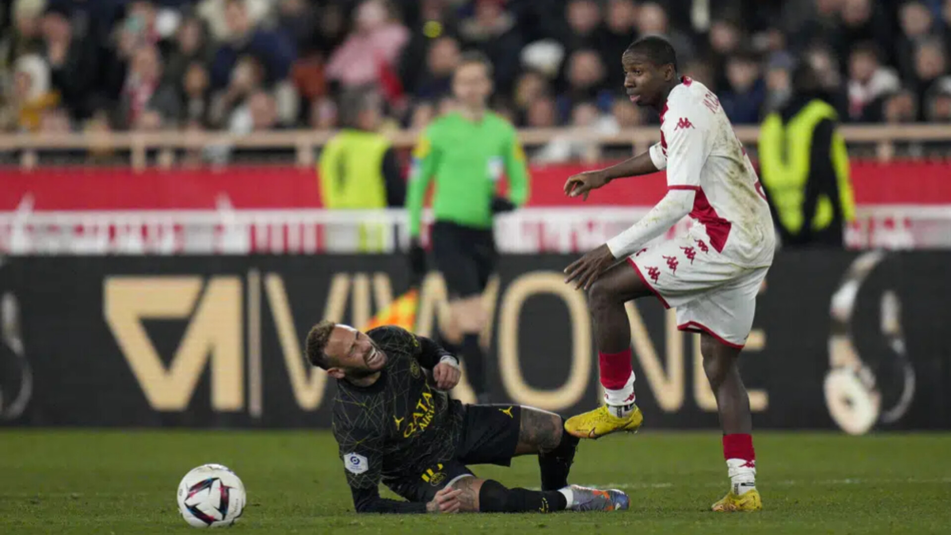 মোনাকোর কাছে হারলো পিএসজি