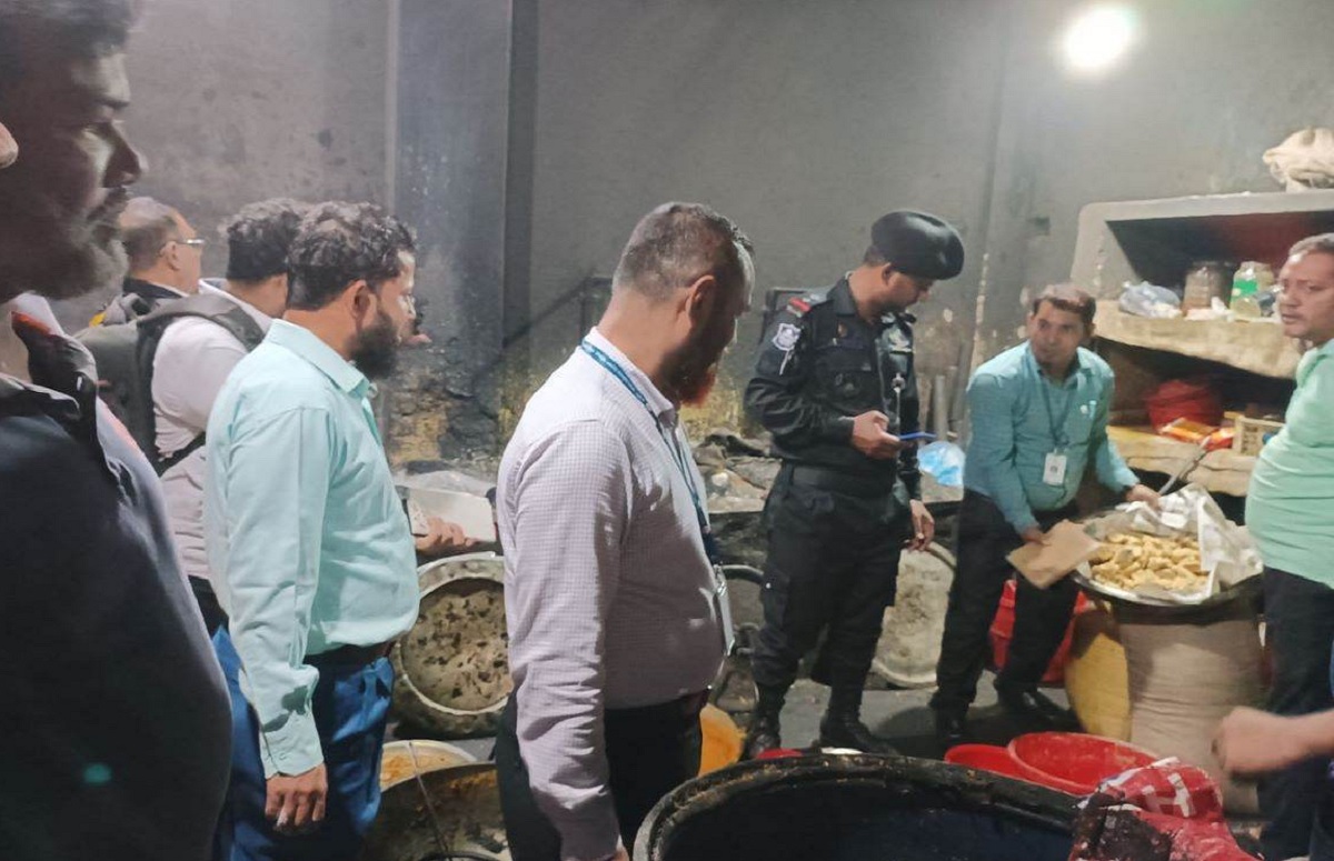 ভেজাল খাদ্য প্রস্তুতের দায়ে রংপুরে ২ হোটেলকে জরিমানা