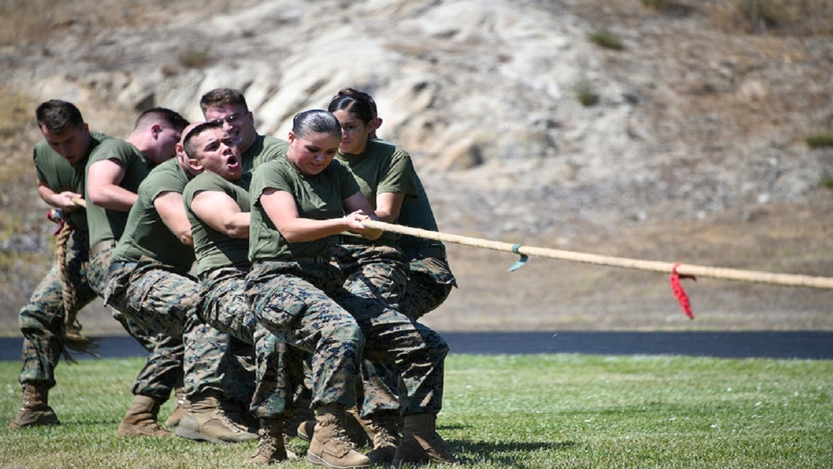 দড়ি টানাটানি প্রতিযোগিতা দিবস আজ, কেনো খেলাটি এত তাৎপর্যপূর্ণ?