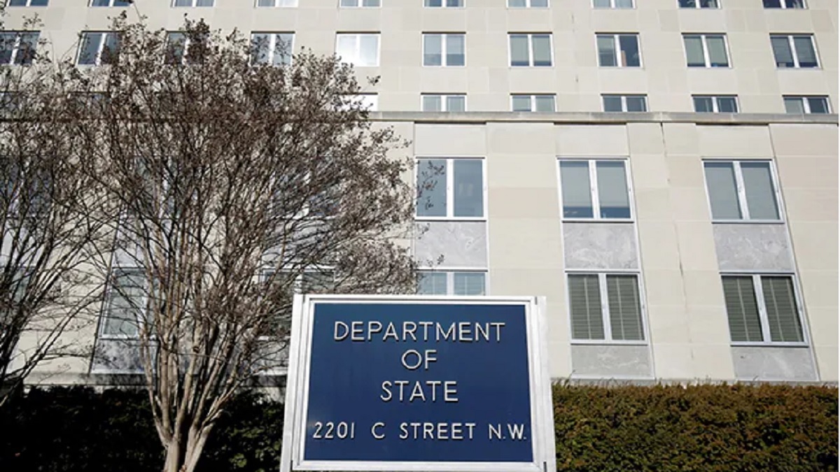 মার্কিন নাগরিকদের দ্রুত রাশিয়া ছাড়ার নির্দেশ