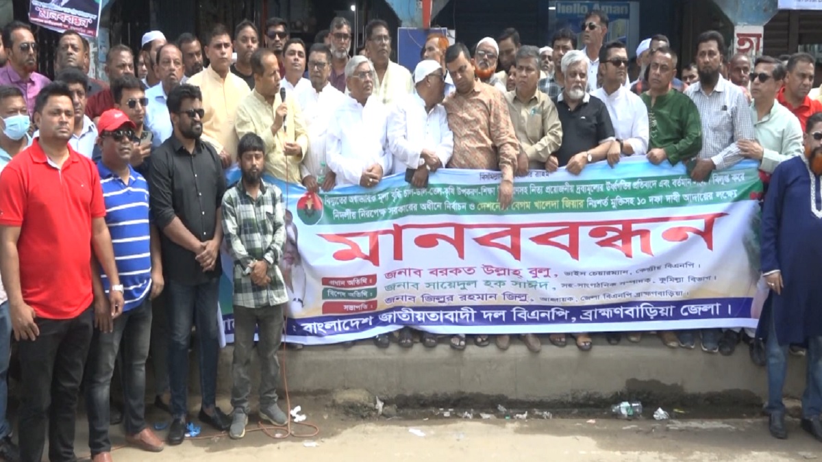 শেখ হাসিনা বর্তমান আওয়ামী লীগের কাউকে বিশ্বাস করেন না: বরকতউল্লাহ বুলু