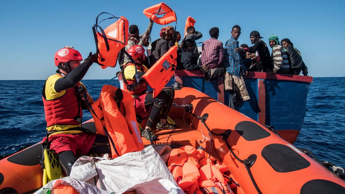 সিসিলি উপকূল থেকে উদ্ধার ২১১ অভিবাসন প্রত্যাশী
