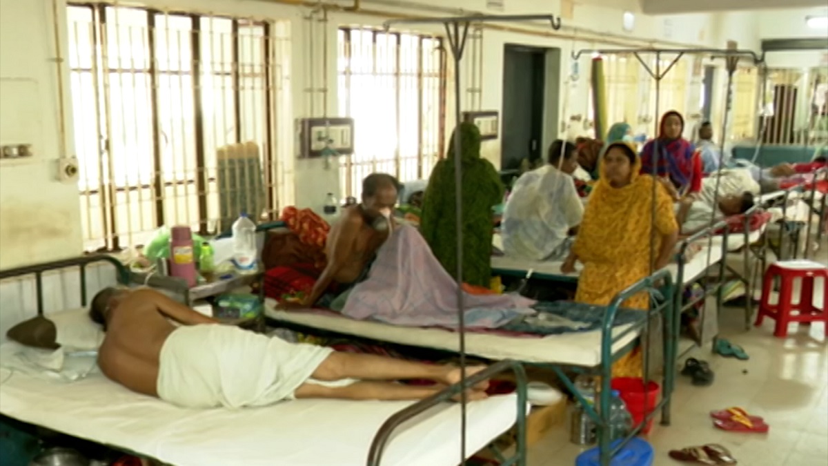 খুলনায় চিকিৎসকদের কর্মবিরতির ৪র্থ দিন, রোগীদের ভোগান্তি চরমে