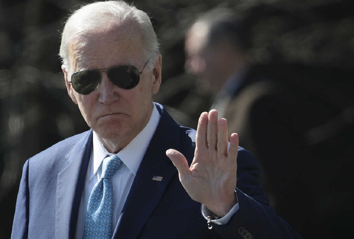 ব্যাংক সংকট নিয়ে প্রশ্ন, উত্তর না দিয়েই চলে গেলেন বাইডেন (ভিডিও)