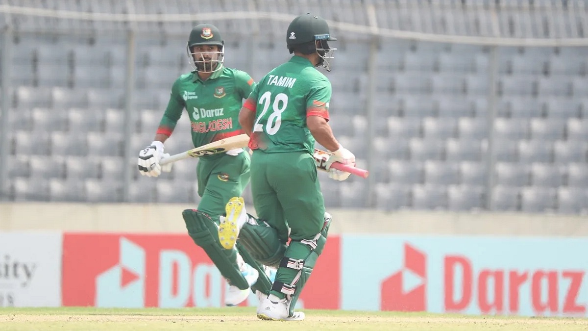 ছক্কা মেরেই সাঝঘরে ফিরলেন লিটন