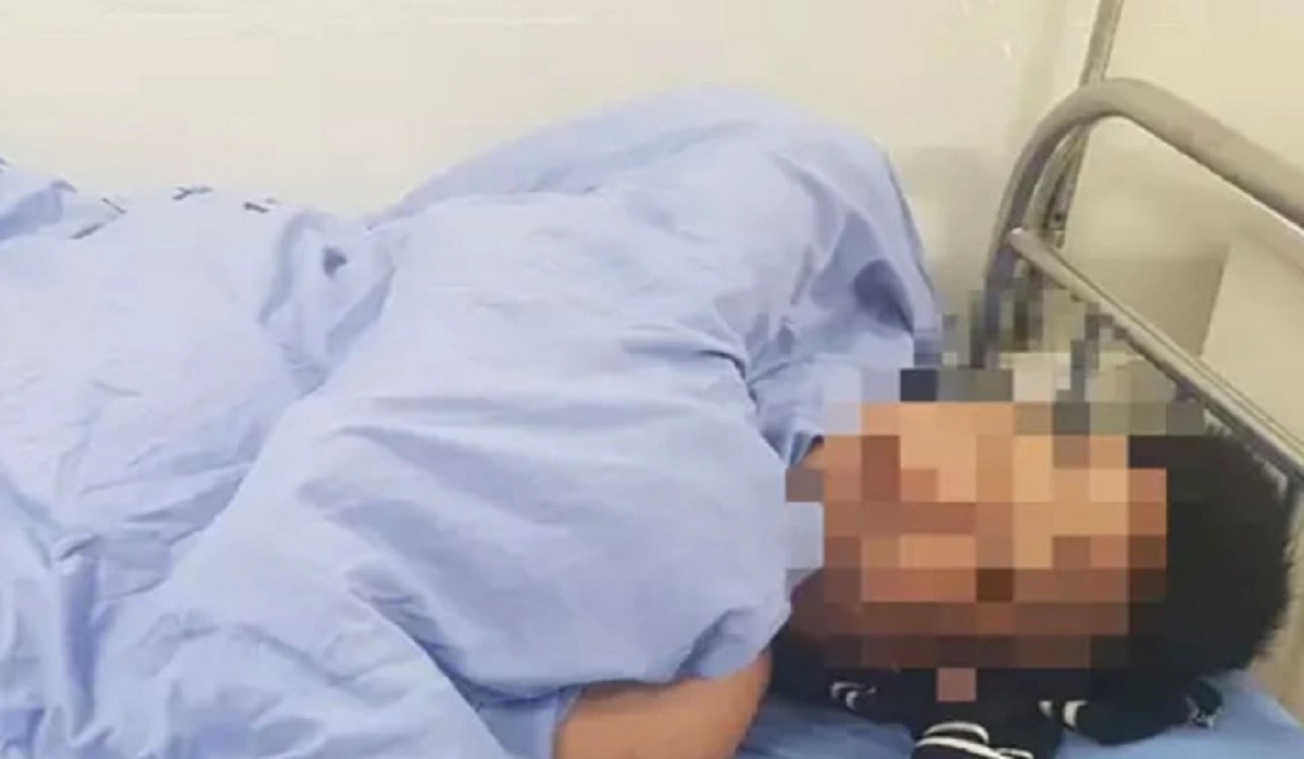 অত্যাচার সহ্য করতে না পেরে কুড়াল দিয়ে স্বামীর গোপনাঙ্গ কাটলেন পঞ্চম স্ত্রী